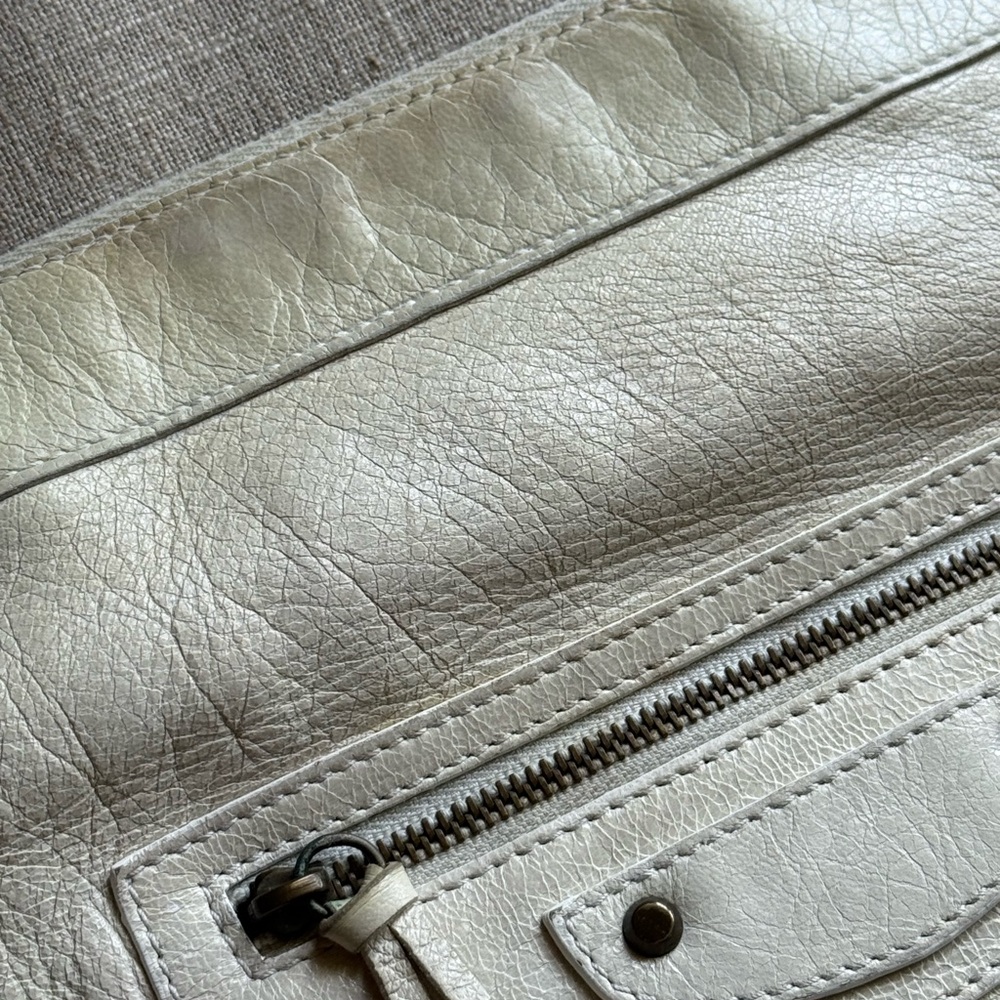 BALENCIAGA 2004/05 City/First Moto Flat Case Clutch w/Strap in White - Picture 14 of 16